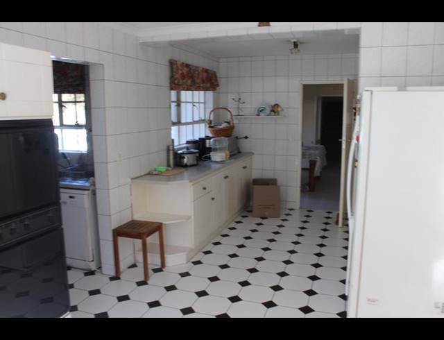FARM FOR SALE IN KYALAMI AH
